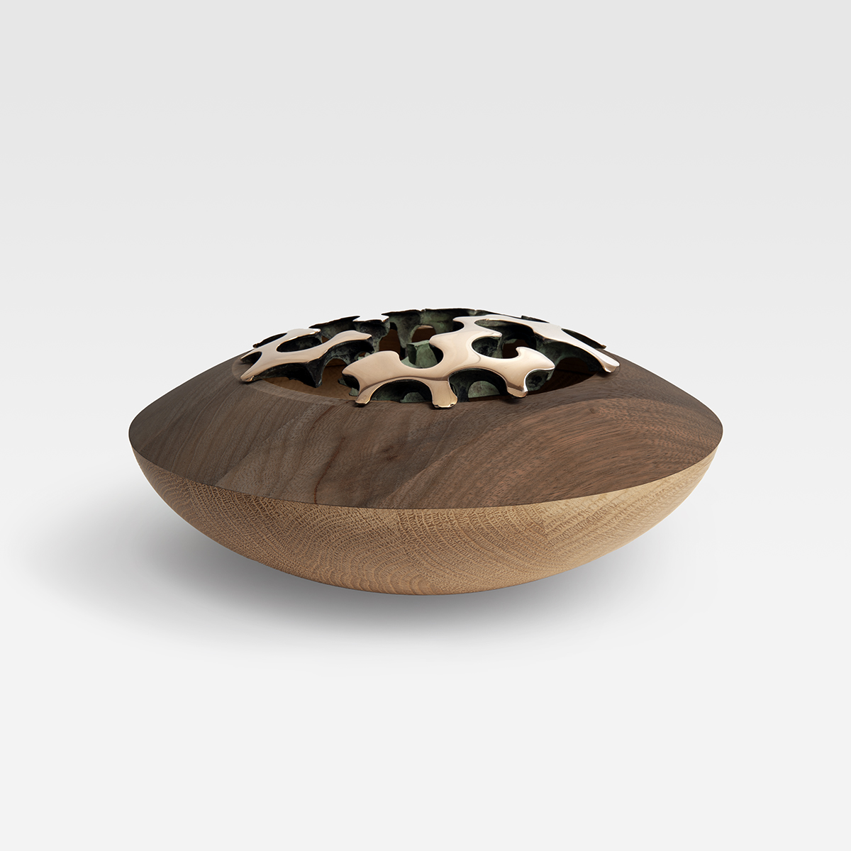 houten-urn-rust-deksel-brons
